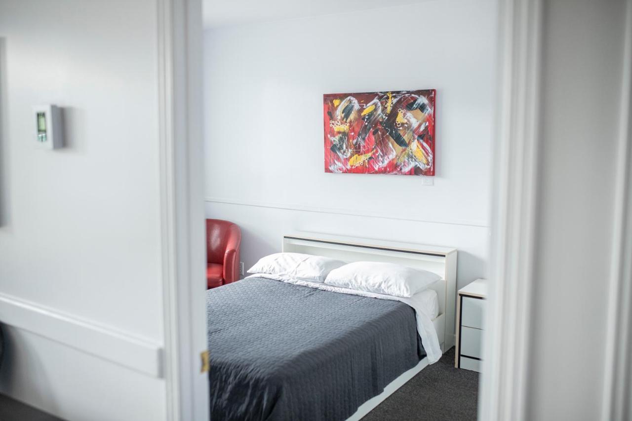Motel Et Condo Chez Charley Sainte-Anne-de-Beaupré Dış mekan fotoğraf