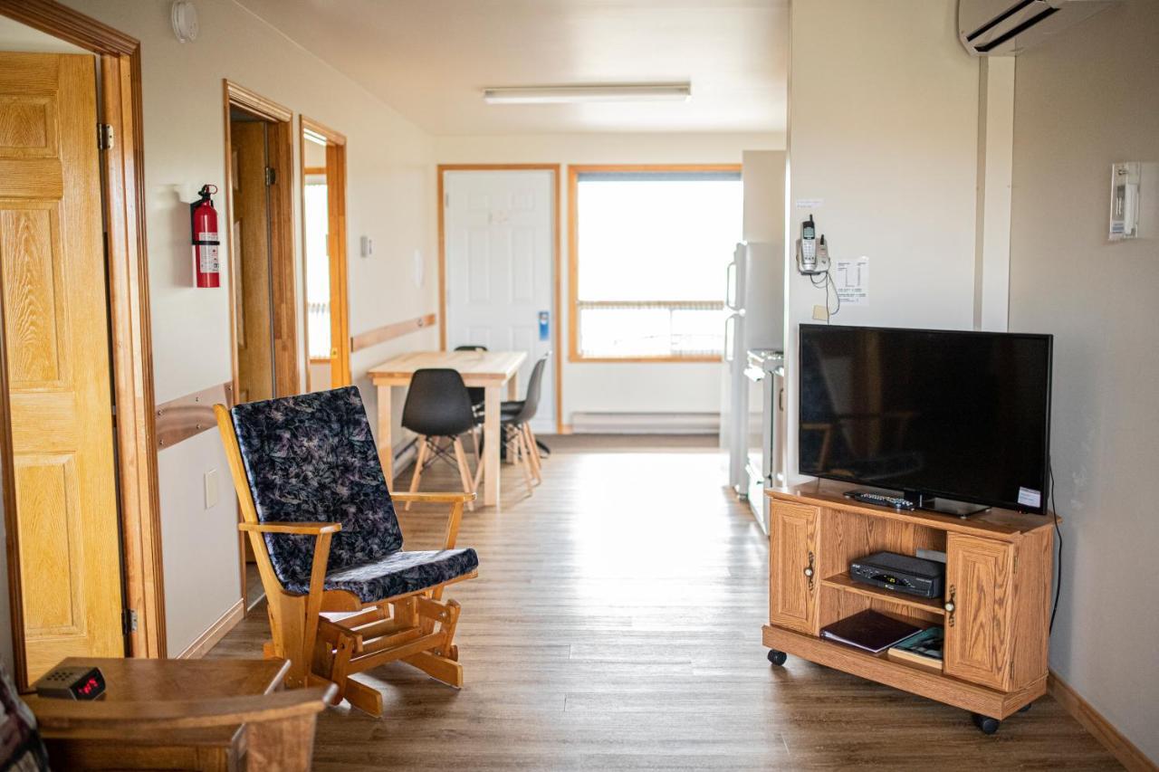 Motel Et Condo Chez Charley Sainte-Anne-de-Beaupré Dış mekan fotoğraf