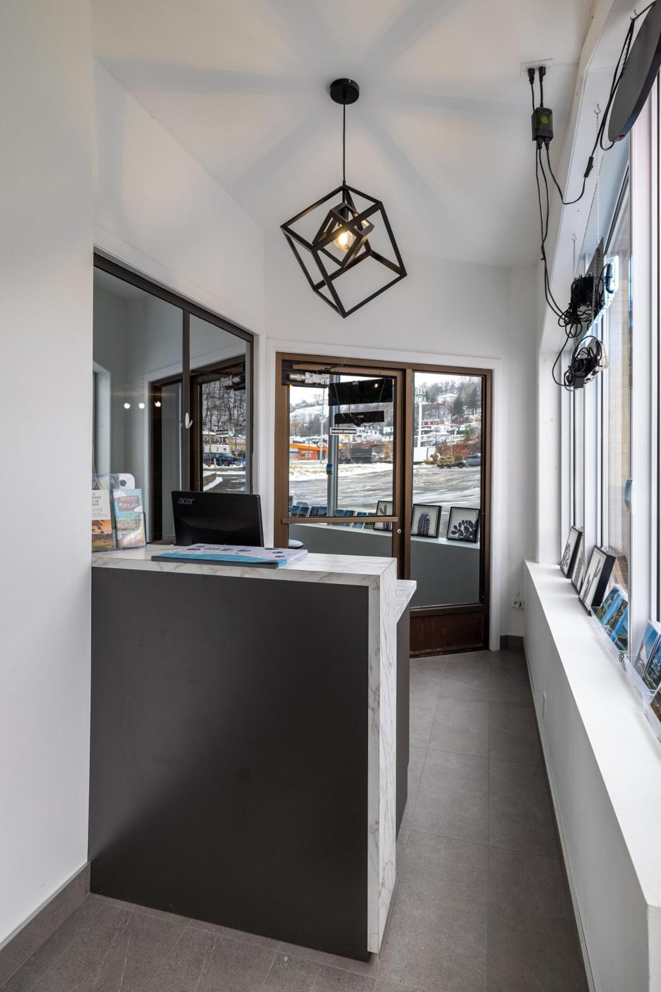 Motel Et Condo Chez Charley Sainte-Anne-de-Beaupré Dış mekan fotoğraf