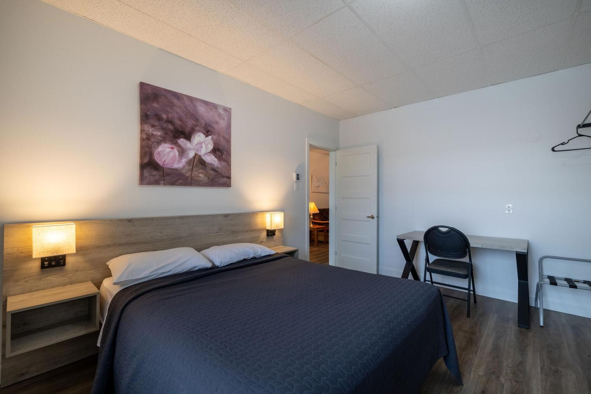 Motel Et Condo Chez Charley Sainte-Anne-de-Beaupré Dış mekan fotoğraf